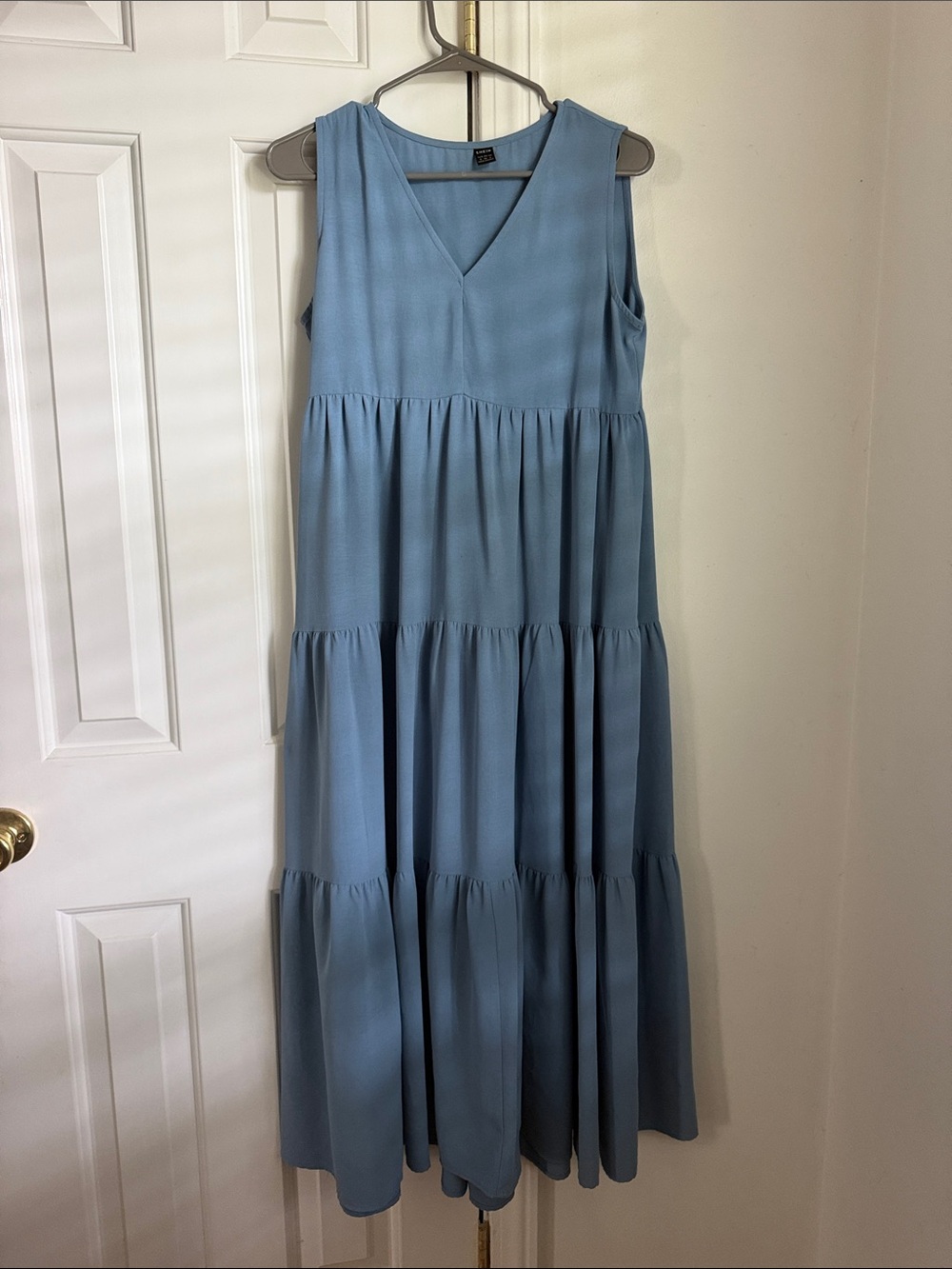 Sleeveless Tiered V-Neck Maxi Dress - Light Blue
